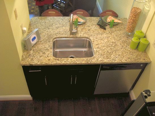 Building Photo - 2429 Locust St