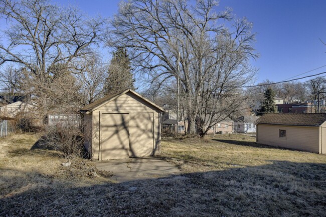Building Photo - Ralston Rental Home Available