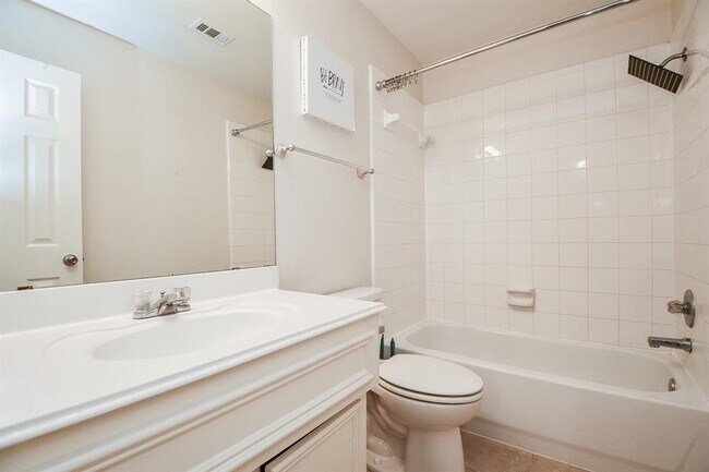 Building Photo - 21126 N Yellow Bud Ct