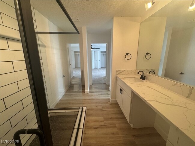 Building Photo - 1336 Darmak Dr