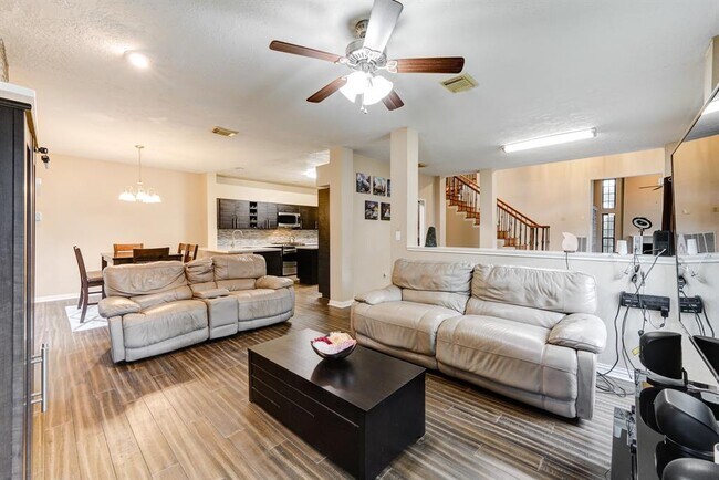 Building Photo - 2150 Paso Rello Dr