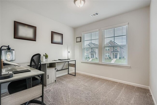 Building Photo - 4630 Blake Lp