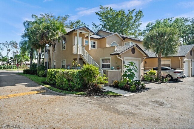 Building Photo - 9570 Crescent Garden Dr