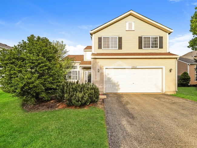 Building Photo - 2802 Arches Dr