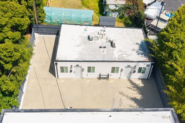 Building Photo - 1342 S Ogden Dr