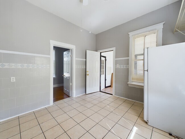 Building Photo - 8259 S Burley Ave