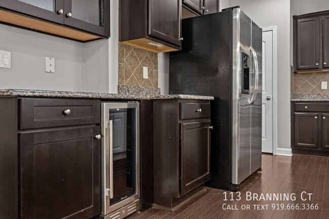 Building Photo - 113 Branning Ct