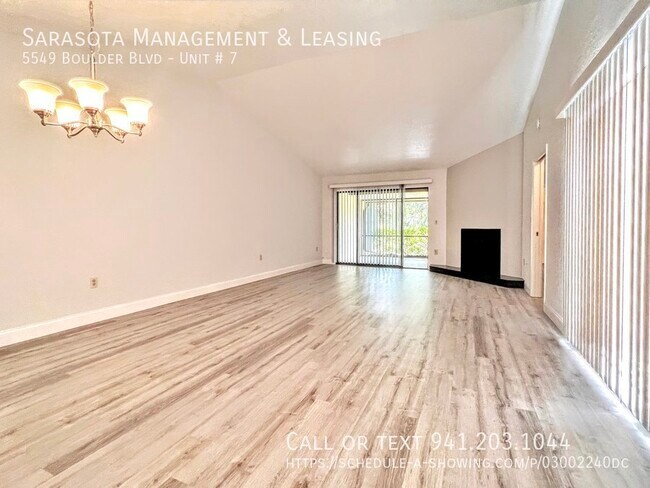 Building Photo - 5549 Boulder Blvd