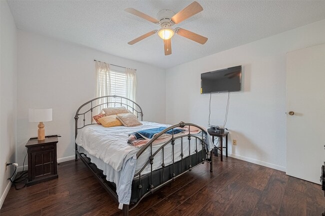 Building Photo - 1505 Ward Rd