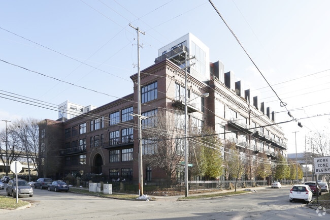 Building Photo - Union Square