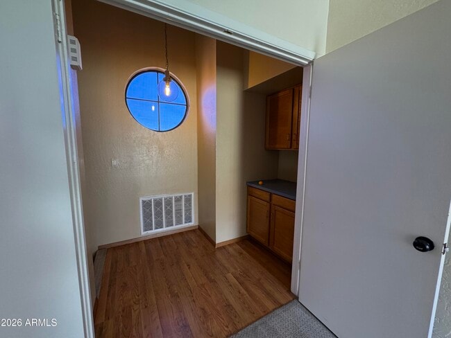 Building Photo - 24 W Melody Ave