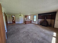 Building Photo - Pinonwood Studio- Month to Month