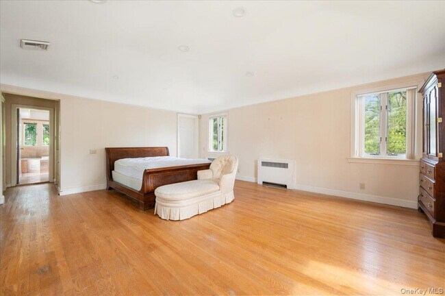 Building Photo - 1 Parkside Dr