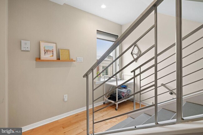 Building Photo - 847 N 16th St