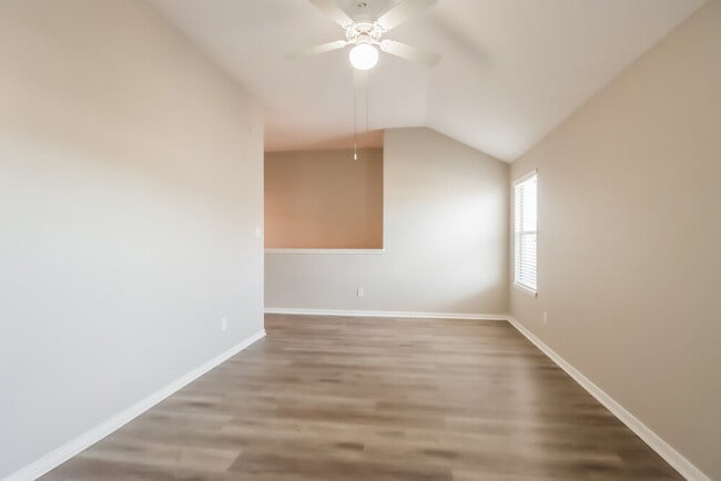 Building Photo - 12327 Landsdown Ridge Way