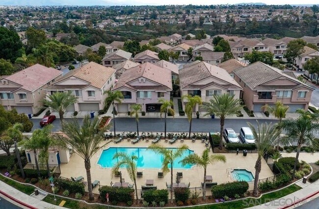 Building Photo - 1138 De Leon Dr