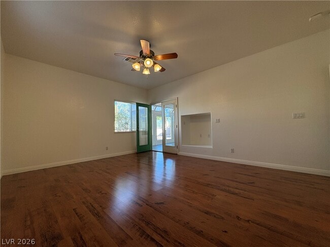 Building Photo - 128 Torchwood Ln