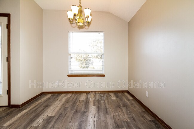 Building Photo - 4009 Western Heights Ave