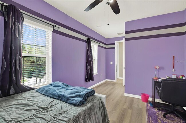 Building Photo - 18738 Birchwood Groves Dr