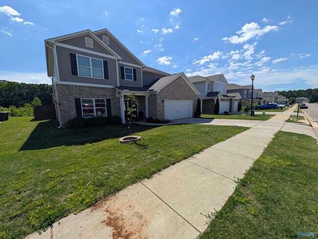 Building Photo - 4213 Textile Ln