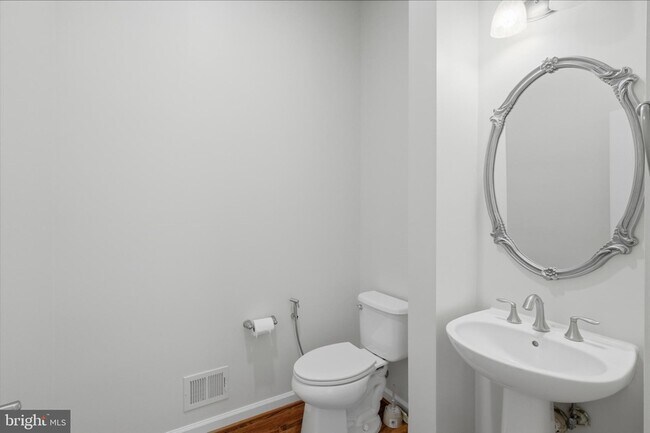Building Photo - 20920 Ashburn Heights Dr