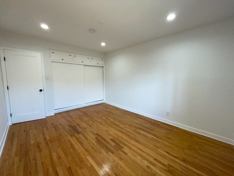 Bedroom - 14333 Albers St