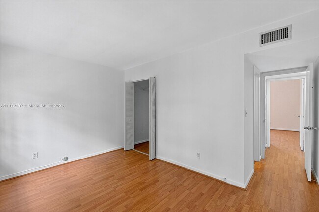 Building Photo - 6667 Miller Dr