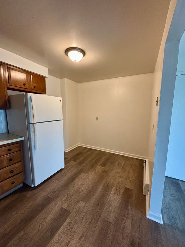 Building Photo - 2715 Eggert Rd