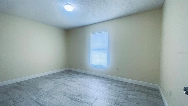 Building Photo - 729 Del Rio Way