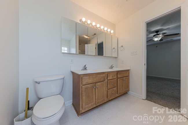 Building Photo - 110 Mendover Dr