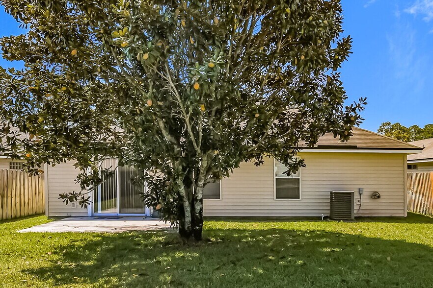 Building Photo - 2912 Brittany Bluff Dr