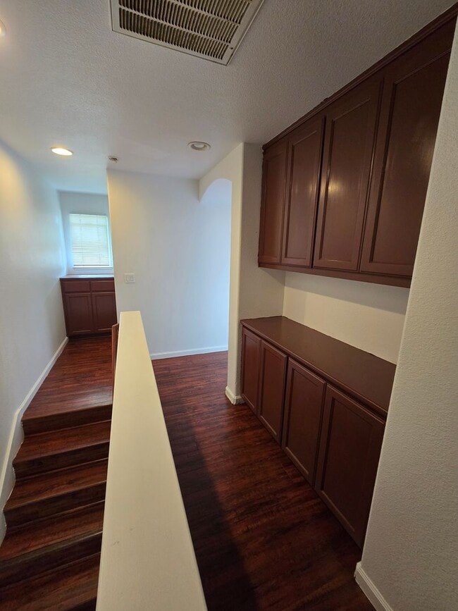 Building Photo - Beautifully Remodeled Tri Story Home located in a Gated Community ...