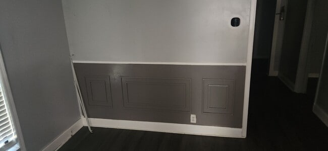 Building Photo - 301 E Bay St