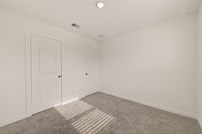 Building Photo - 3554 Shearwater St