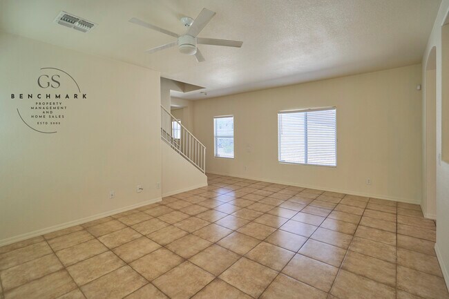 Building Photo - 4211 E Wading Pond Dr