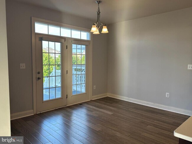 Building Photo - 23417 Longollen Woods Terrace