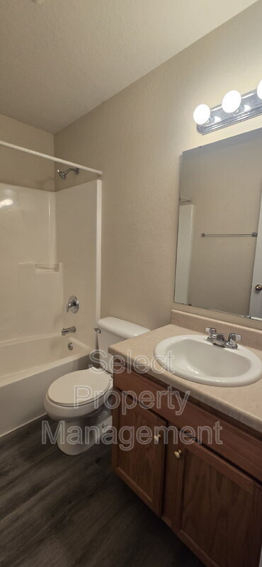 Building Photo - 5446 Evard Rd