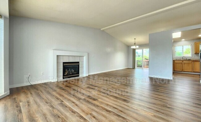 Building Photo - 7209 31st Pl NE