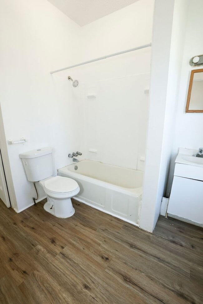 Building Photo - 257 Alphonse St