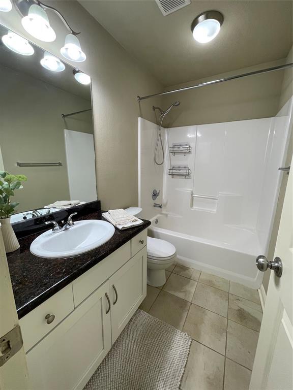 Building Photo - 951 Oak Terrace Dr