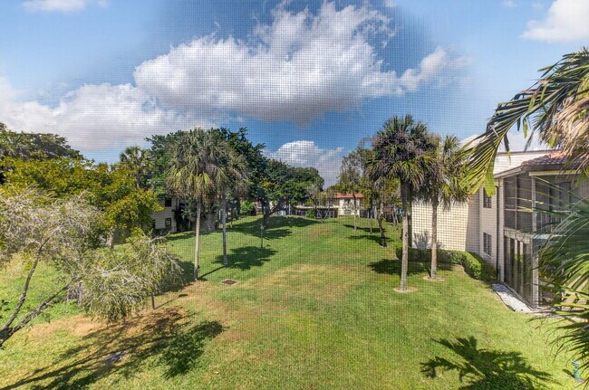 Building Photo - 21911 Cypress Dr