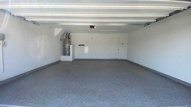 Building Photo - 111 Mountain Maple St