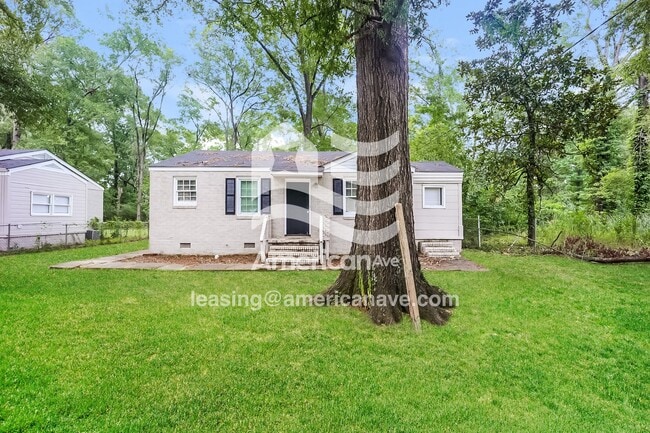 Building Photo - 2438 Pye Ave