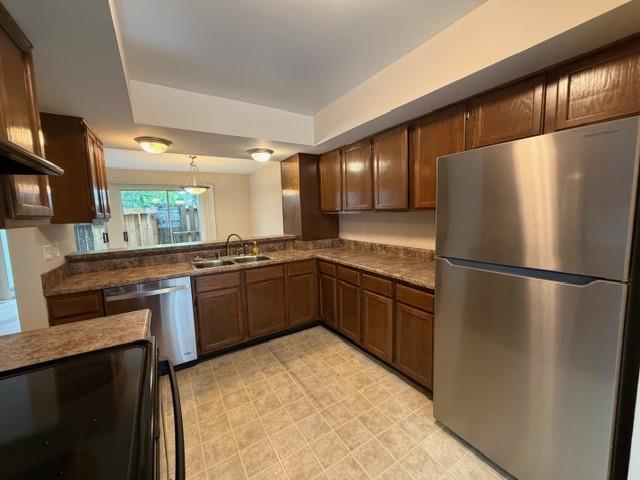 Building Photo - 6701 Dickens Ferry Rd