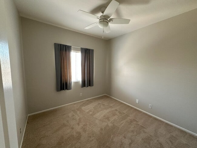 Building Photo - 237 Spurwood Ln