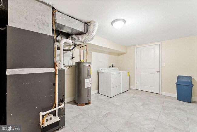 Building Photo - 1241 S 22nd St