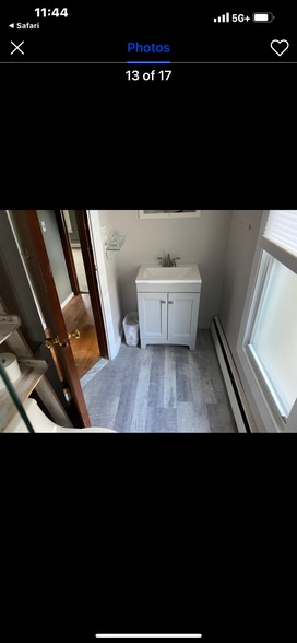 Building Photo - 10 Glenwood Ave