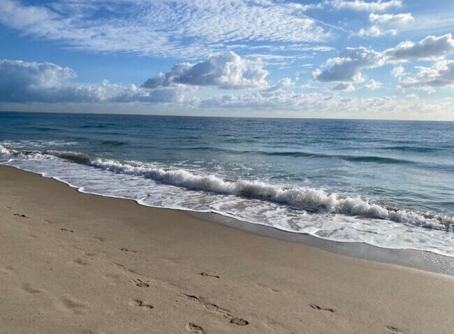 Building Photo - 1500 S Ocean Blvd