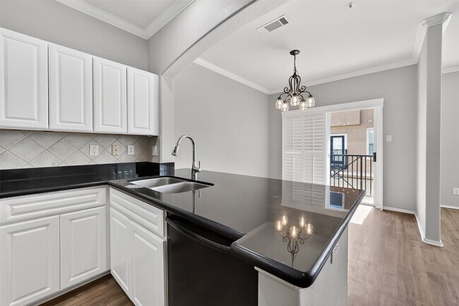 Building Photo - 12707 Boheme Dr