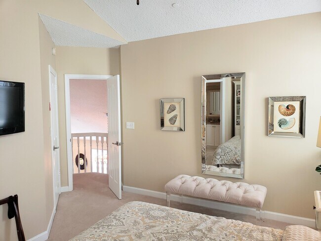 Building Photo - 3236 Silver Sands Cir